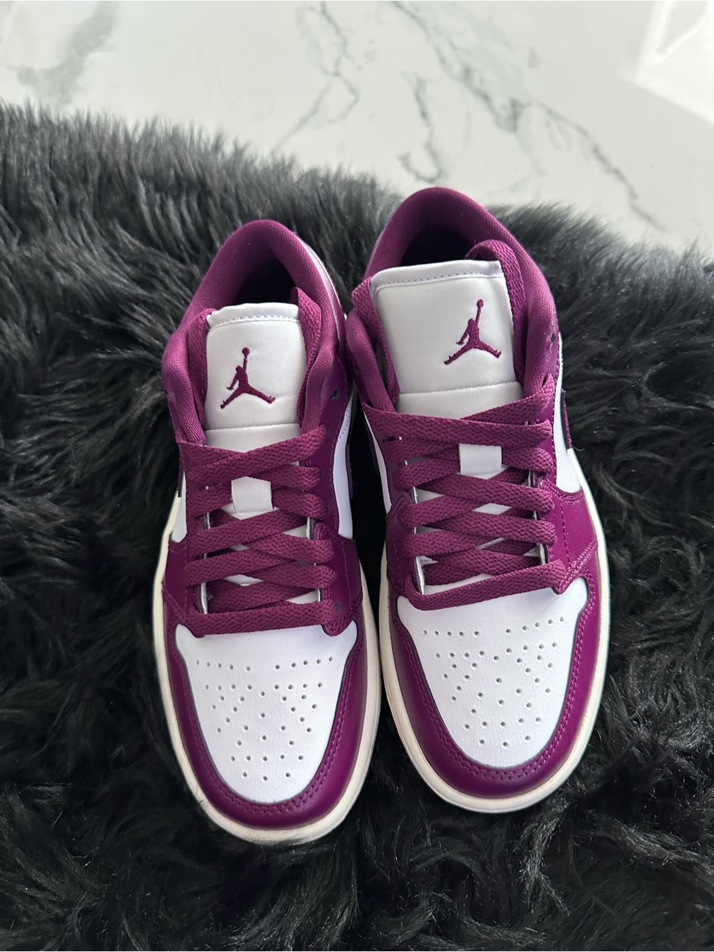 Air Jordan 1 Low - Picture 4 of 8